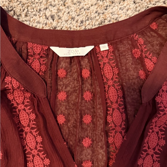 ZOA New York Burgundy Embroidered V-Neck Tunic Top - Picture 2 of 4